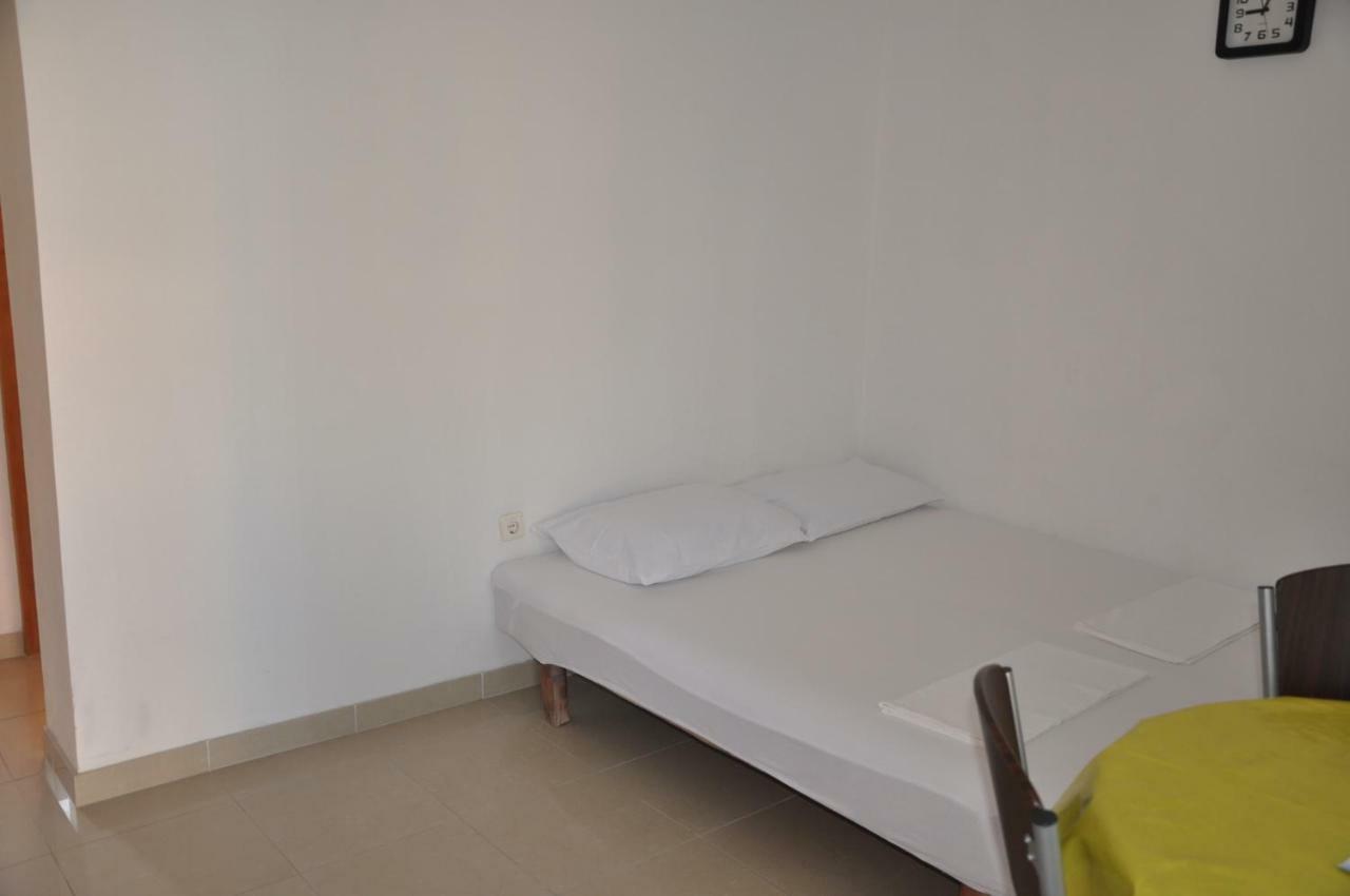 Apartments Istuk Вир Екстер'єр фото